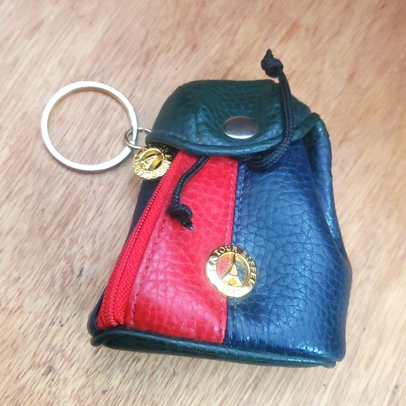 NEW La Tour Eiffel by Rioni Mini Backpack Keyring Coin Pouch Keychain AG987 - Picture 1 of 4